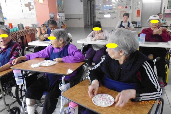 104年12月「冬至搓湯圓慶祝活動」–活動照片圖片